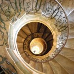 Fuga y misterios -escaleras- (poemario)