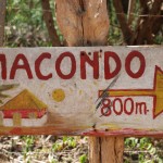 Nací en Macondo (poemario)